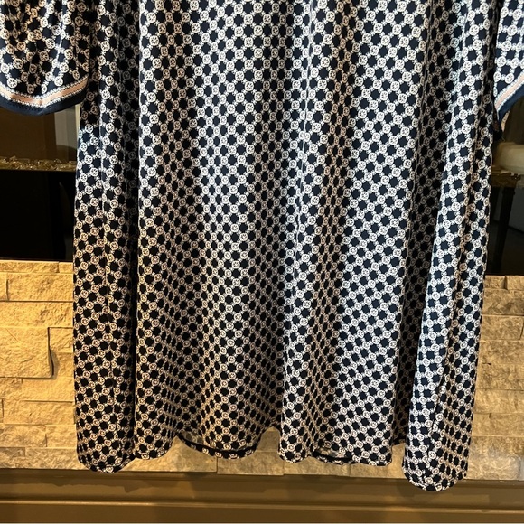 Max Studio size Large blue graphic swing dress - Picture 7 of 8